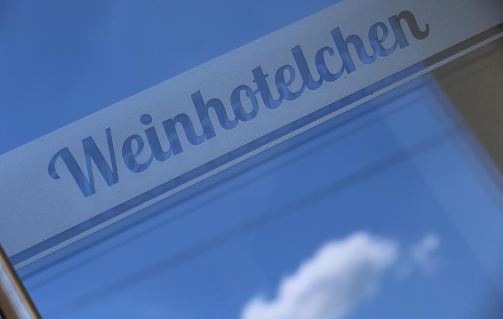 Ernst Cluesserath Weingut & Weinhotelchen Trittenheim Dış mekan fotoğraf
